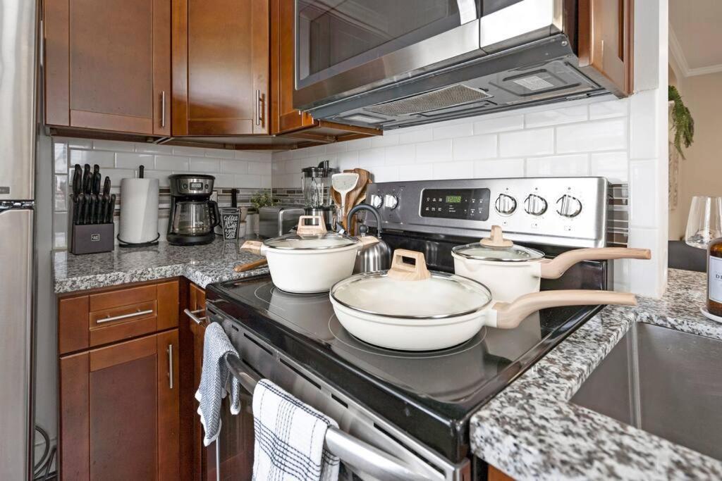 Historic Heights Cozy Nook Apartment Хюстън Екстериор снимка